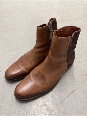 Franco Cuadra Brown Leather Chukka Boots with Woven Back Panel